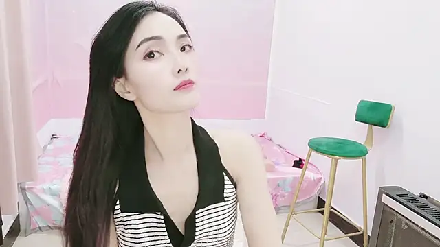 Mimiki-oo online show from 3, 3, 2025