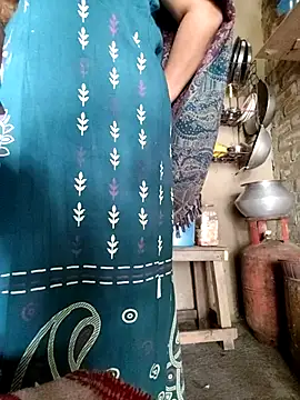 BERRY 00 online show from 9, 1, 2026