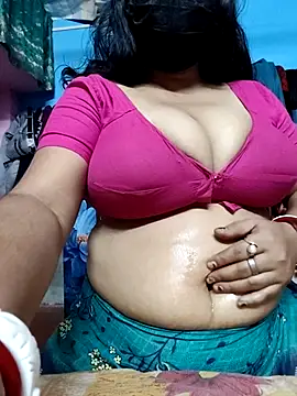 BERRY 00 online show from 2, 12, 2025