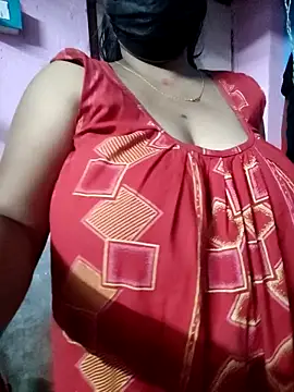 BERRY 00 online show from 5, 4, 2026