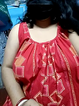 BERRY 00 online show from 8, 10, 2025