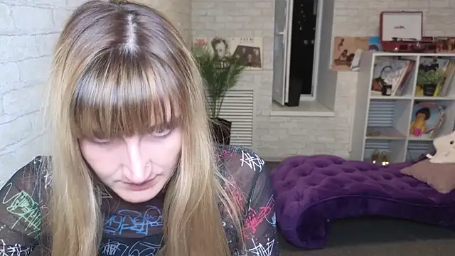 Nika Kitten online show from 9, 9, 2025