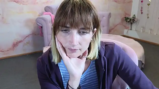 Nika Kitten online show from 27, 5, 2026