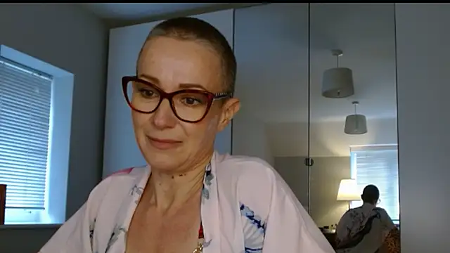 ELEGANT-ARIA36 online show from 20, 2, 2025