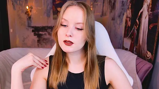 VivienLeeigh online show from 22, 3, 2026