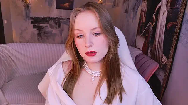 VivienLeeigh online show from 12, 4, 2026