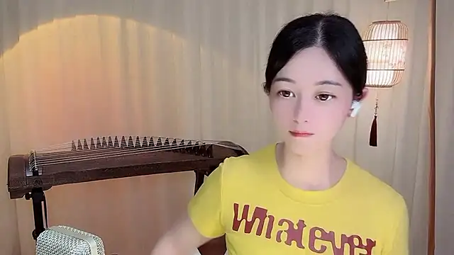 Snapshot of Tian-xin-999 chatting on 4, 7, 2026 Tian-xin-999 online show from 4, 7, 2026