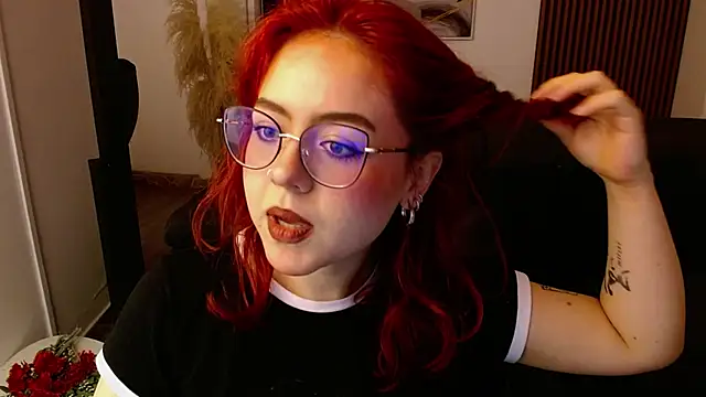 crimson tati  online show from 18, 3, 2025