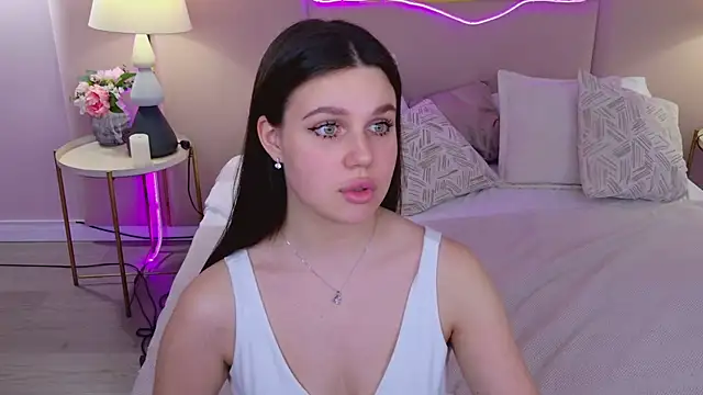 RihannaRose online show from 16, 3, 2025