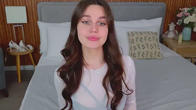 RihannaRose online show from 12, 11, 2025