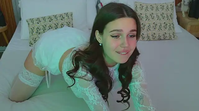 RihannaRose online show from 30, 10, 2025