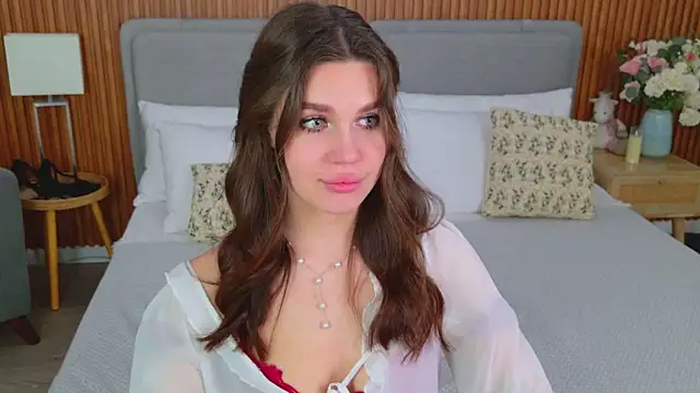 RihannaRose online show from 14, 11, 2025