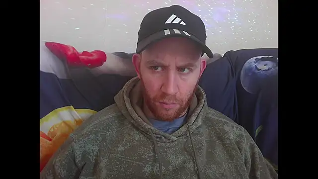 Snapshot of Tall_REC chatting on 15, 12, 2024 Tall REC online show from 15, 12, 2024