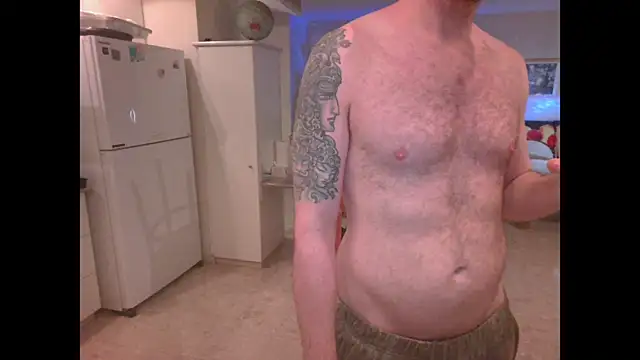 Snapshot of Tall_REC chatting on 18, 12, 2024 Tall REC online show from 18, 12, 2024