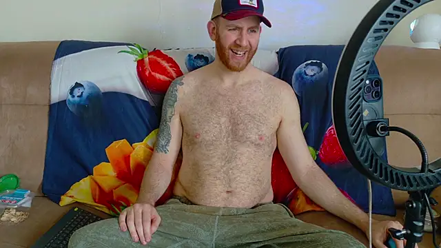 Snapshot of Tall_REC chatting on 5, 1, 2025 Tall REC online show from 5, 1, 2025