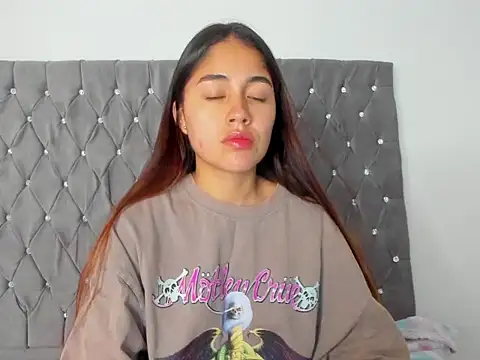 AriaMontgomery online show from 13, 9, 2025