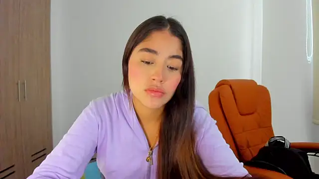 AriaMontgomery online show from 28, 2, 2025