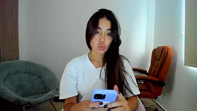 AriaMontgomery online show from 17, 2, 2025