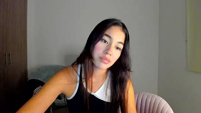 AriaMontgomery online show from 6, 3, 2025