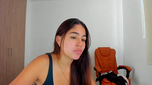 AriaMontgomery online show from 25, 2, 2025