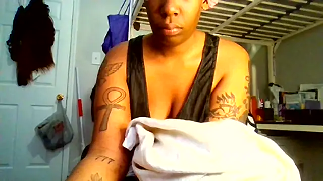 Snapshot of MsSapPhire500 chatting on 15, 11, 2025 MsSapPhire500 online show from 15, 11, 2025