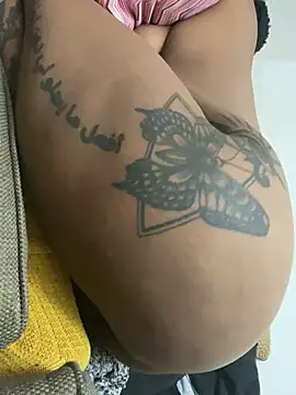 Snapshot of MsSapPhire500 chatting on 4, 2, 2025 MsSapPhire500 online show from 4, 2, 2025