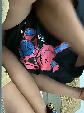 Snapshot of MsSapPhire500 chatting on 3, 2, 2025 MsSapPhire500 online show from 3, 2, 2025