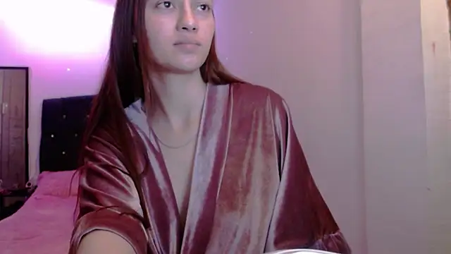 holy juli online show from 23, 4, 2026