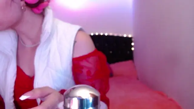 holy juli online show from 20, 5, 2026