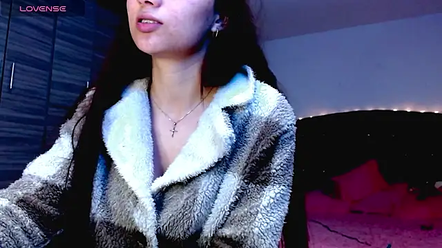 holy juli online show from 22, 12, 2025