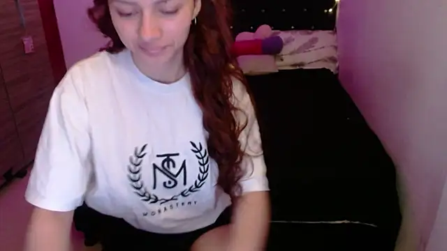 holy juli online show from 25, 5, 2026