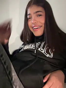 KellyOlsenbe online show from 10, 3, 2026