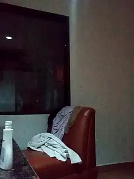 DaniMejia3015 online show from 23, 9, 2025