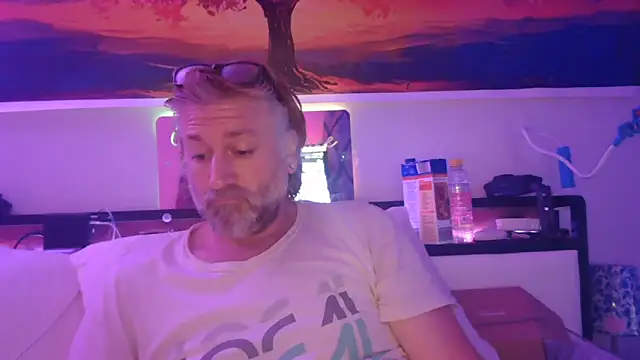 onlym4m online show from 10, 11, 2025