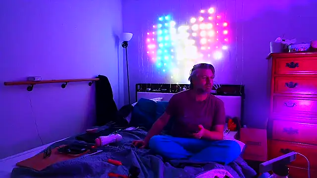 onlym4m online show from 11, 1, 2025