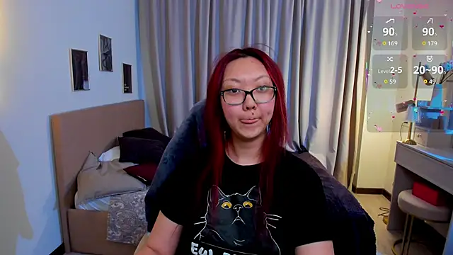 Marine Vact online show from 4, 4, 2026