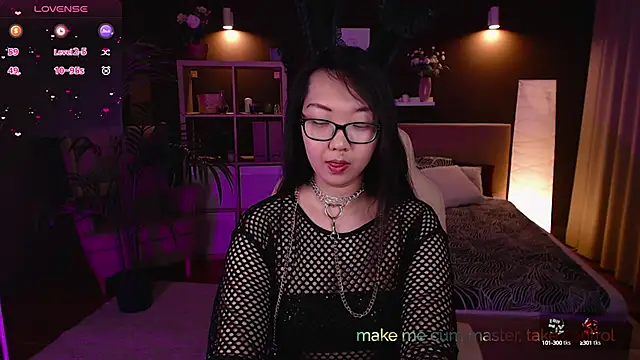 Snapshot of Marine_Vact chatting on 4, 3, 2025 Marine Vact online show from 4, 3, 2025