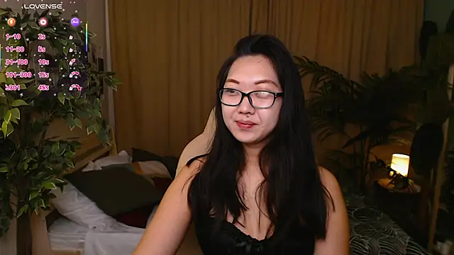 Snapshot of Marine_Vact chatting on 25, 11, 2025 Marine Vact online show from 25, 11, 2025