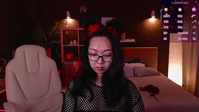 Snapshot of Marine_Vact chatting on 21, 9, 2025 Marine Vact online show from 21, 9, 2025