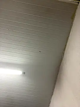 luara1988 online show from 5, 1, 2026