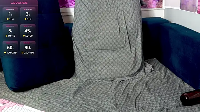 MiraMilf online show from 16, 2, 2025