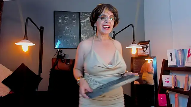 Samantha mature56 online show from 24, 4, 2026