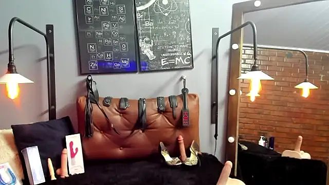 Samantha mature56 online show from 19, 9, 2025