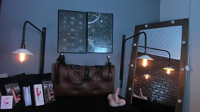 Samantha mature56 online show from 7, 11, 2025