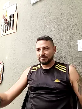 P4uzud4O online show from 15, 4, 2026