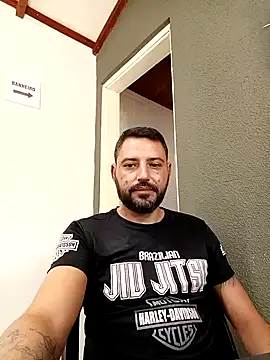 P4uzud4O online show from 28, 3, 2026