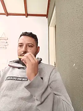 Snapshot of P4uzud4O chatting on 19, 5, 2026 P4uzud4O online show from 19, 5, 2026