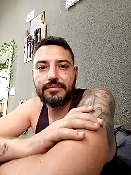 Snapshot of P4uzud4O chatting on 28, 4, 2026 P4uzud4O online show from 28, 4, 2026