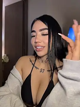 Snapshot of Nickiiiii chatting on 30, 5, 2026 Nickiiiii online show from 30, 5, 2026