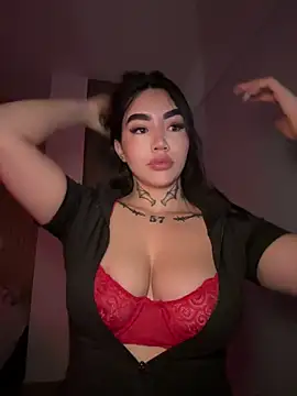 Nickiiiii online show from 17, 3, 2026